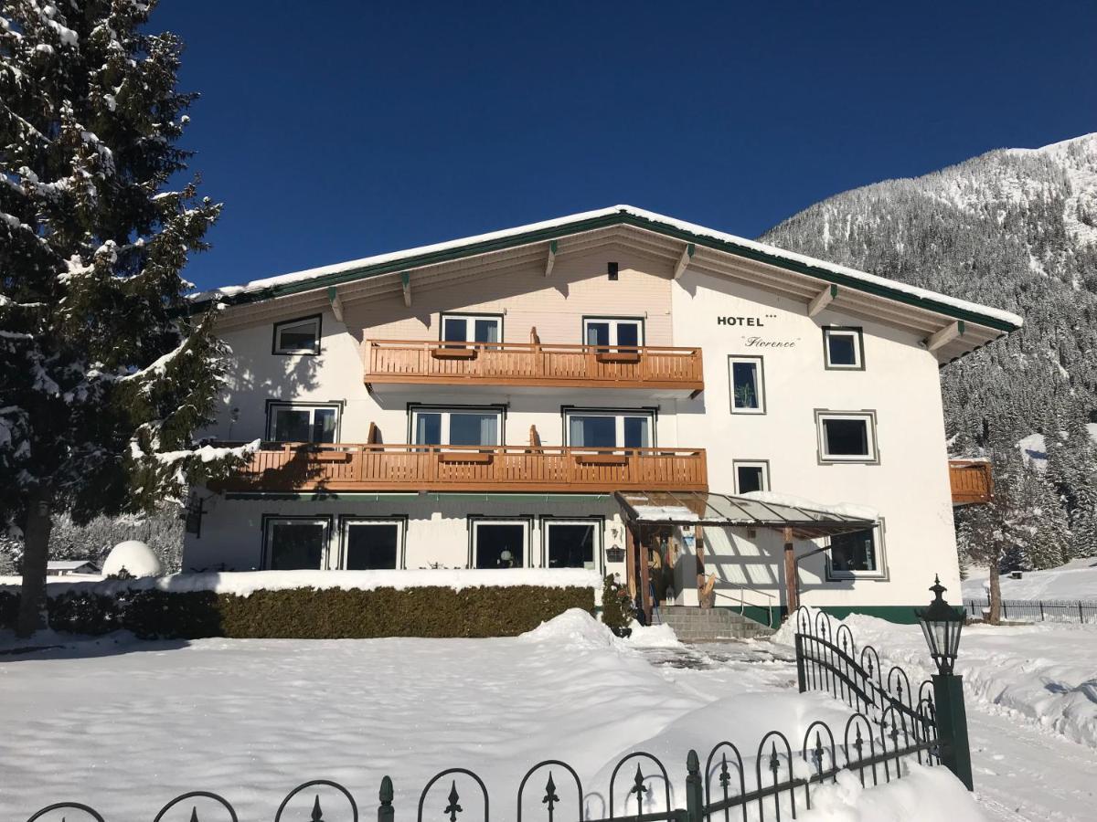 Naturparkhotel Florence Weissenbach am Lech Eksteriør billede